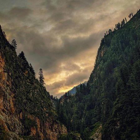 Hotel Dream Valley Kasol #Near Mall Road #River View #Parking #Gaming Zone #Open Terrace #Restaurant 외부 사진