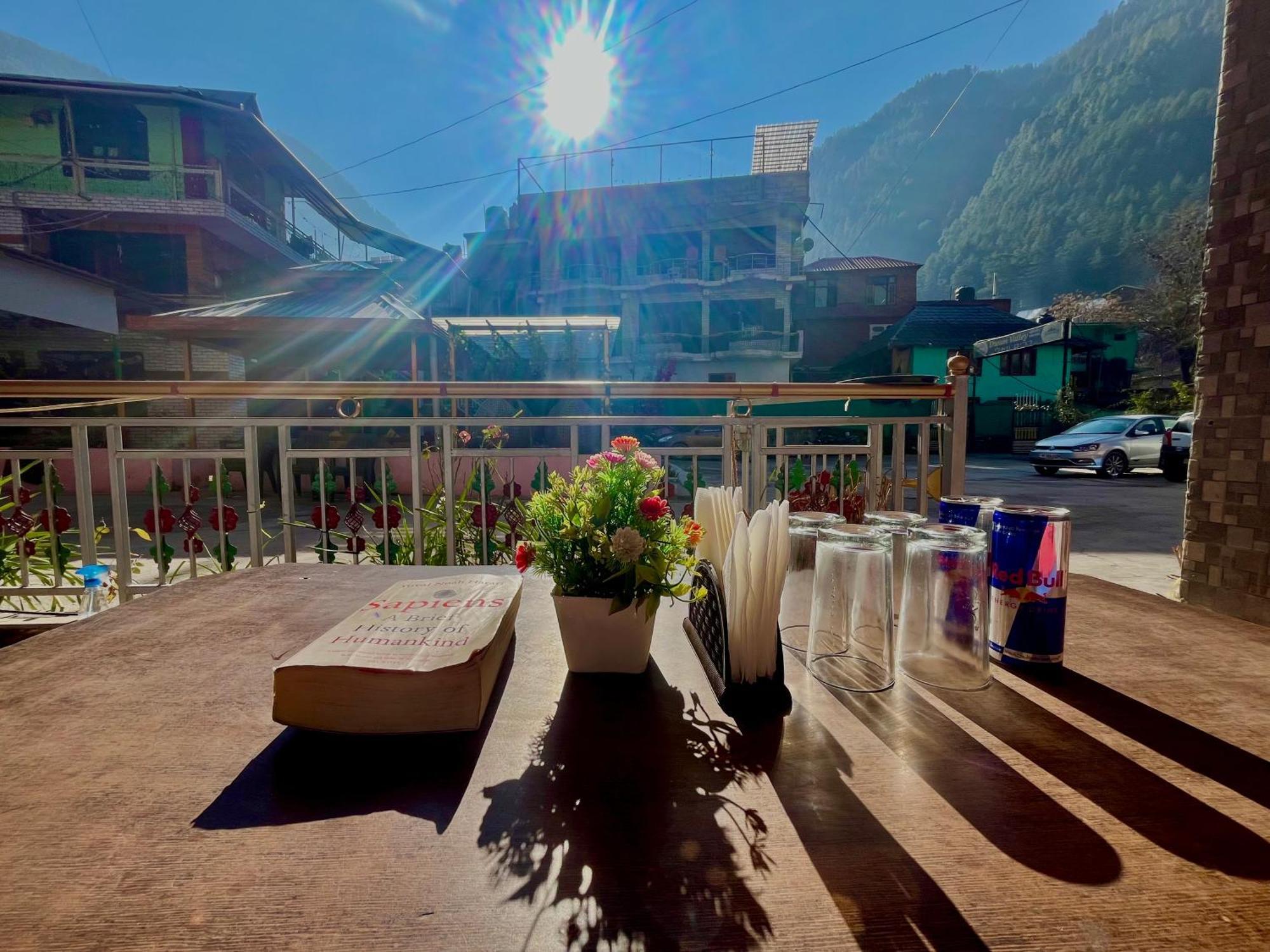Hotel Dream Valley Kasol #Near Mall Road #River View #Parking #Gaming Zone #Open Terrace #Restaurant 외부 사진