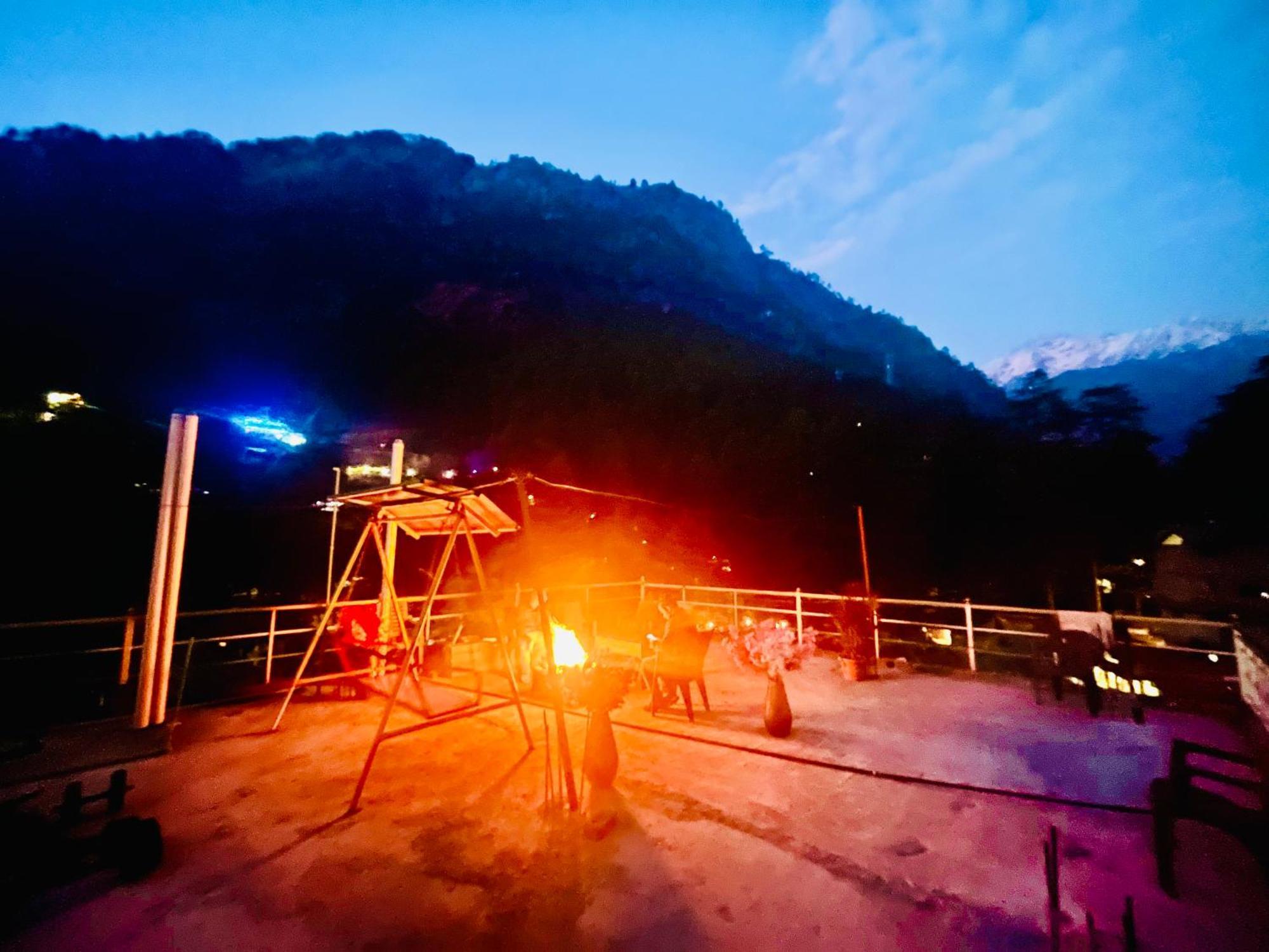 Hotel Dream Valley Kasol #Near Mall Road #River View #Parking #Gaming Zone #Open Terrace #Restaurant 외부 사진