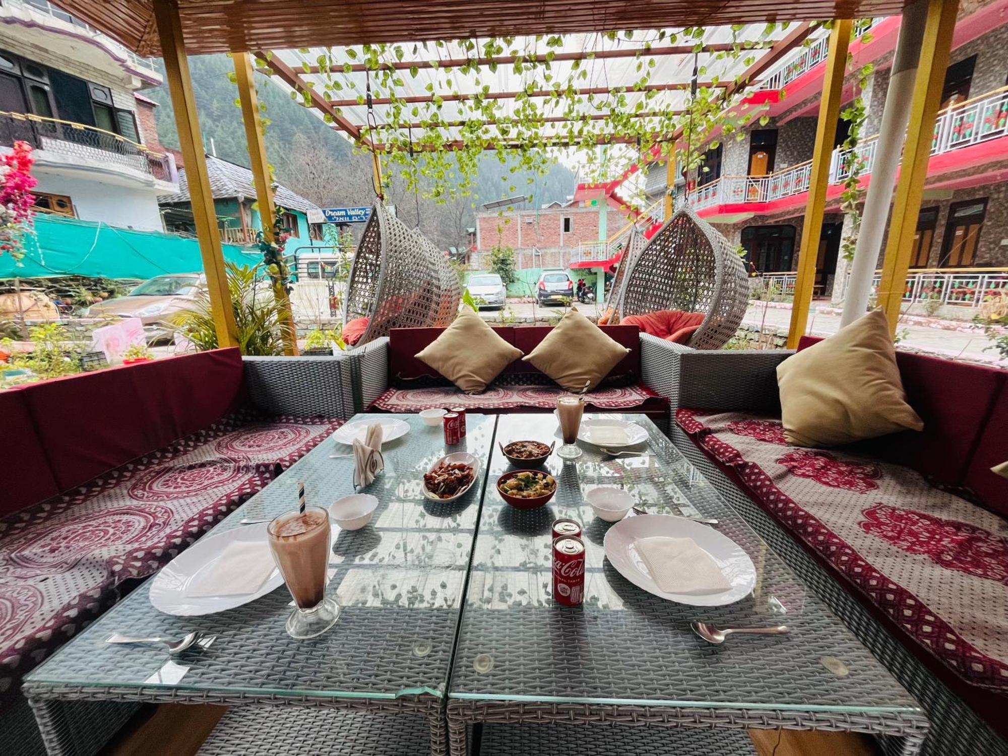 Hotel Dream Valley Kasol #Near Mall Road #River View #Parking #Gaming Zone #Open Terrace #Restaurant 외부 사진