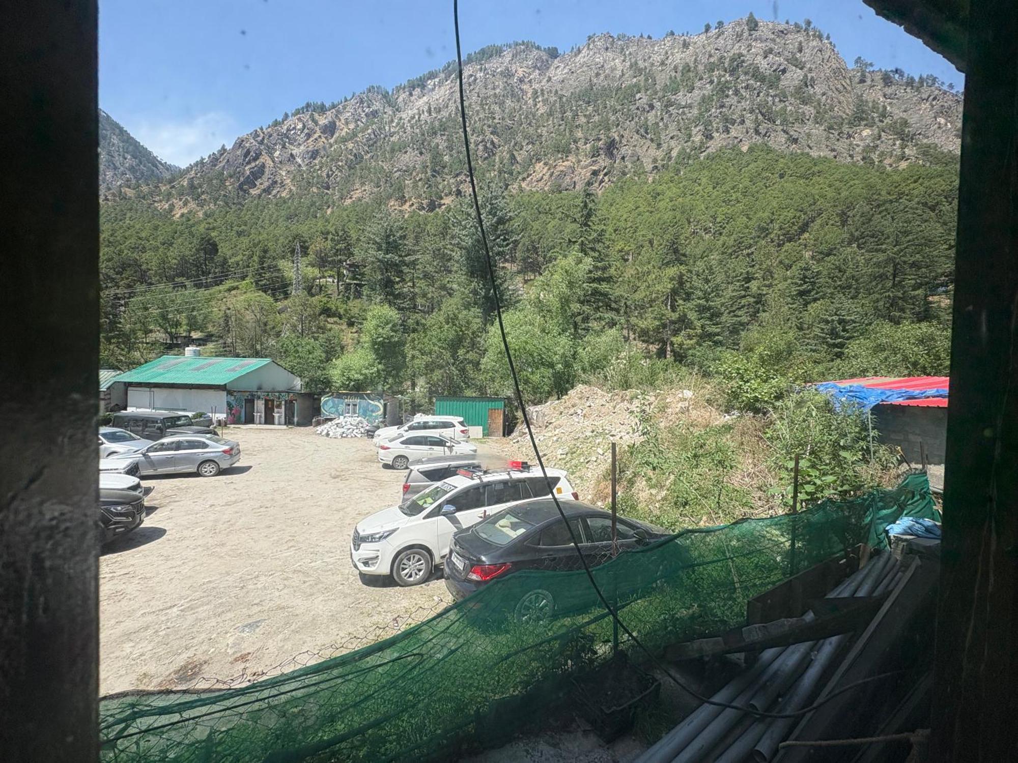 Hotel Dream Valley Kasol #Near Mall Road #River View #Parking #Gaming Zone #Open Terrace #Restaurant 외부 사진