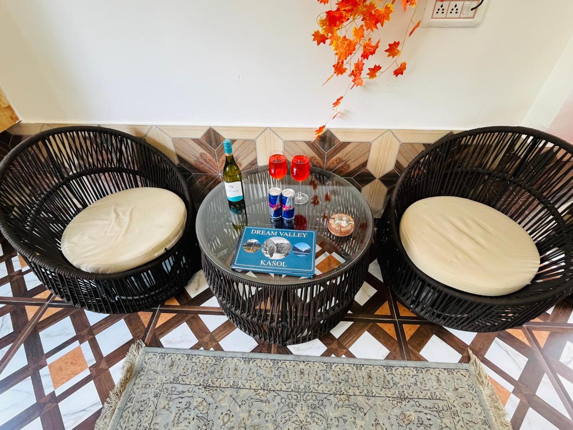 Hotel Dream Valley Kasol #Near Mall Road #River View #Parking #Gaming Zone #Open Terrace #Restaurant 외부 사진